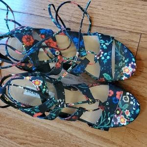 Steve madden flower pattern wedge sandal